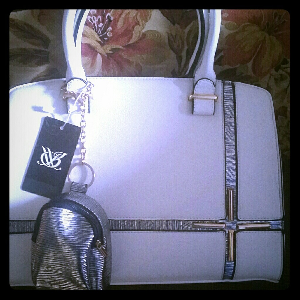 Hand bag